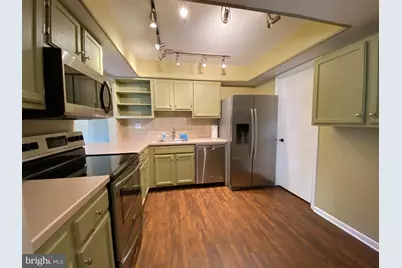 502 Portsmouth Court, Doylestown, PA 18901 - Photo 2