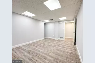 406 E Pennsylvania Boulevard, Feasterville-Trevose, PA 19053 - Photo 16