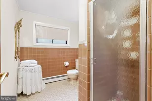 43 Full Turn Rd, Levittown, PA 19056 - Photo 26
