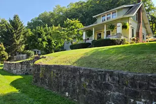 9747 Easton Rd, Kintnersville, PA 18930 - Photo 1