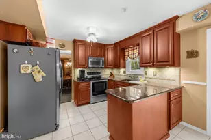 945 Roberts Rd, Bensalem, PA 19020 - Photo 8