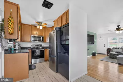 605 W Palmer Street, Morrisville, PA 19067 - Photo 6