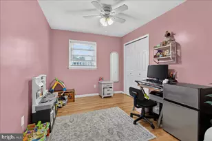 605 W Palmer St, Morrisville, PA 19067 - Photo 10