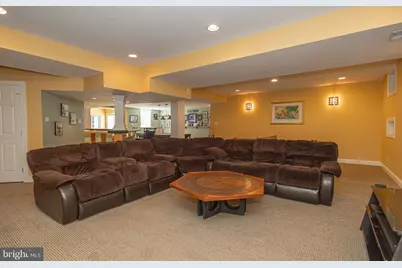 100 E Holland Road, Holland, PA 18966 - Photo 66