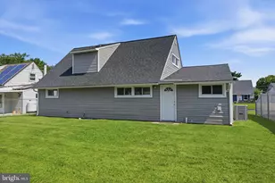 47 Mintleaf Rd, Levittown, PA 19056 - Photo 26