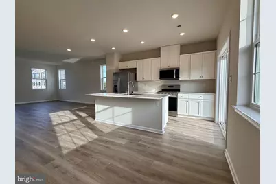 209 Independence Court, Sellersville, PA 18960 - Photo 2