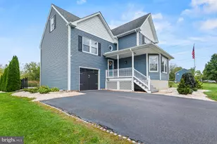 919 Morgan Ln, Perkasie, PA 18944 - Photo 4