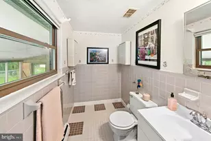 840 Roger Rd, Warminster, PA 18974 - Photo 12