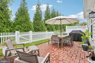 215 Parish Rd, Fallsington, PA 19054 - Photo 36
