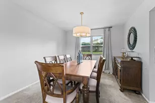 2051 Roselyn Dr, Feasterville-Trevose, PA 19053 - Photo 6
