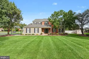2010 Buckingham Dr, Jamison, PA 18929 - Photo 1