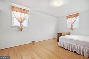 3242 Parkview Dr, Bensalem, PA 19020 - Photo 16