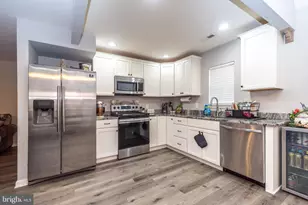28 Inlet Rd, Levittown, PA 19057 - Photo 14