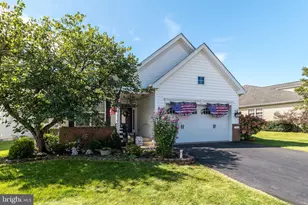 1315 Creekside Ln, Quakertown, PA 18951 - Photo 4