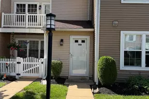 308 Ferris Ln, Doylestown, PA 18901 - Photo 2