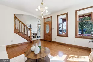621 Radcliffe St, Bristol, PA 19007 - Photo 4