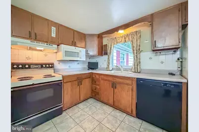 678 Clifford Street, Warminster, PA 18974 - Photo 8