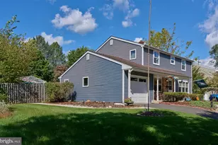 569 Maple Ave, Doylestown, PA 18901 - Photo 2