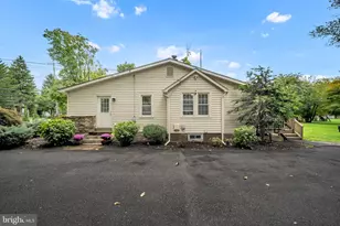 2268 Bristol Rd, Warrington, PA 18976 - Photo 6