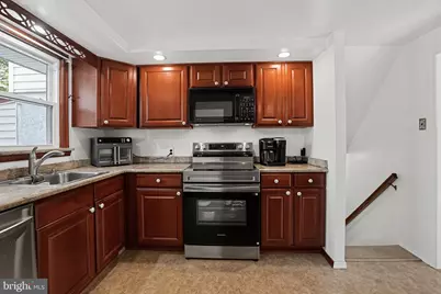 27 N Marmic Drive, Southampton, PA 18966 - Photo 12
