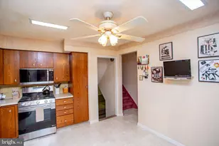 995 Hilltop Rd, Warminster, PA 18974 - Photo 14