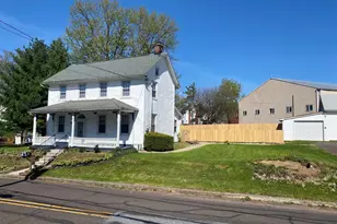 111 Middle Rd, Dublin, PA 18917 - Photo 2