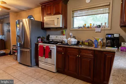 423 Sunnemeade Avenue, Warminster, PA 18974 - Photo 4