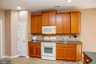 168 Fairway Dr, Warminster, PA 18974 - Photo 14