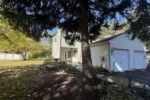 44 Kern Dr, Perkasie, PA 18944 - Photo 1
