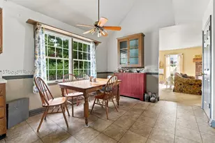 703 Broad St, Perkasie, PA 18944 - Photo 18