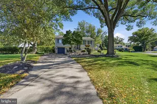 82 Pawnee Rd, Doylestown, PA 18901 - Photo 4