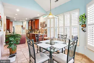 43 Shady Brook Dr, Langhorne, PA 19047 - Photo 2