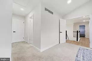 2628 Woodsview Dr, Bensalem, PA 19020 - Photo 24