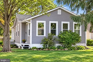 1960 Maple Ave, Croydon, PA 19021 - Photo 2