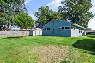 260 Thornridge Dr, Levittown, PA 19054 - Photo 22