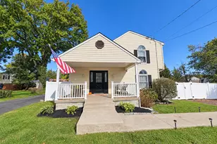 823 Olive St, Langhorne, PA 19047 - Photo 1