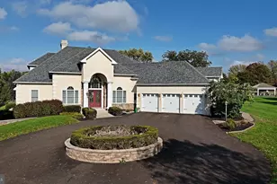 421 Green St, Sellersville, PA 18960 - Photo 2