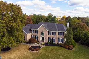 2068 Silverwood Dr, Newtown, PA 18940 - Photo 2
