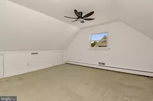 138 Village Ln, Levittown, PA 19054 - Photo 30