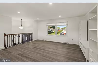 1027 Oakwood Drive, Warminster, PA 18974 - Photo 4