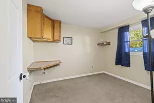 1027 Oakwood Dr, Warminster, PA 18974 - Photo 30