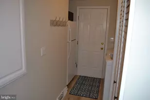 621 Spring Meadow Cir, New Hope, PA 18938 - Photo 32