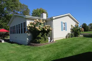 621 Spring Meadow Cir, New Hope, PA 18938 - Photo 46