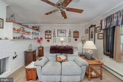 43 Shepherd Lane, Levittown, PA 19055 - Photo 12