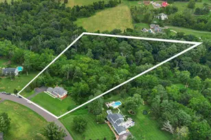 112 Beaumont Dr, Newtown, PA 18940 - Photo 4