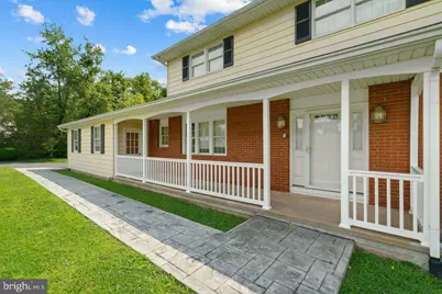 112 Beaumont Drive, Newtown, PA 18940 - Photo 2