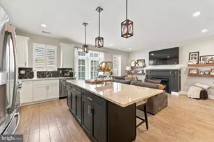 16728 River View Cir, Bristol, PA 19007 - Photo 6