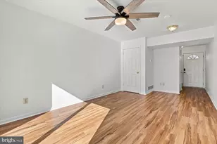 2454 Greenview Commons, Quakertown, PA 18951 - Photo 2