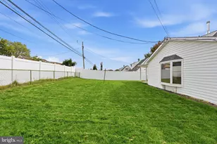 148 Heartwood Rd, Levittown, PA 19056 - Photo 42