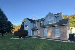 4543 Leaf Ln, Bensalem, PA 19020 - Photo 2